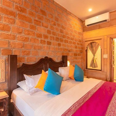 Boutique Helsinki Hotel Jaisalmer Bagian luar foto