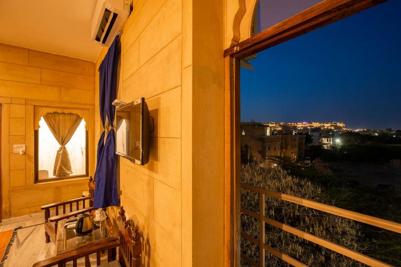 Boutique Helsinki Hotel Jaisalmer Bagian luar foto
