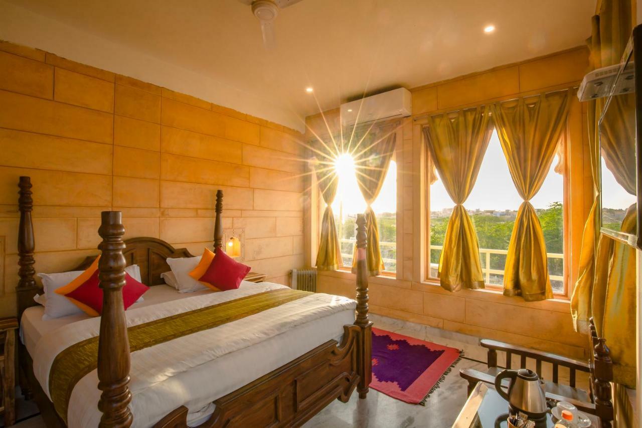 Boutique Helsinki Hotel Jaisalmer Bagian luar foto