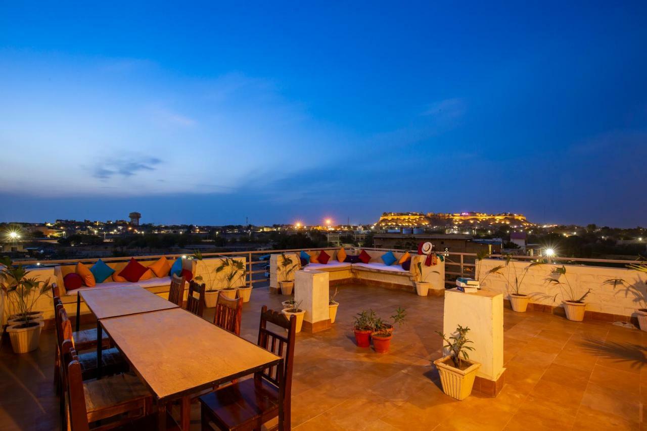 Boutique Helsinki Hotel Jaisalmer Bagian luar foto