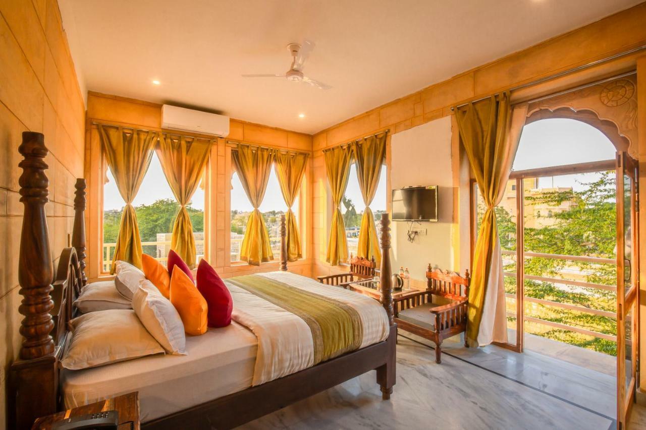 Boutique Helsinki Hotel Jaisalmer Bagian luar foto
