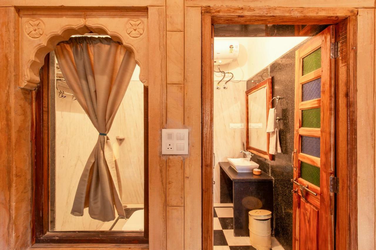 Boutique Helsinki Hotel Jaisalmer Bagian luar foto