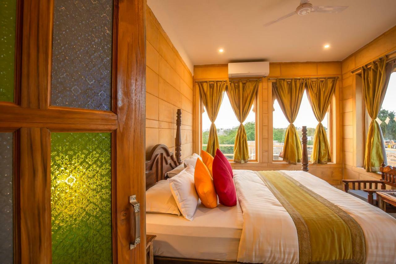 Boutique Helsinki Hotel Jaisalmer Bagian luar foto